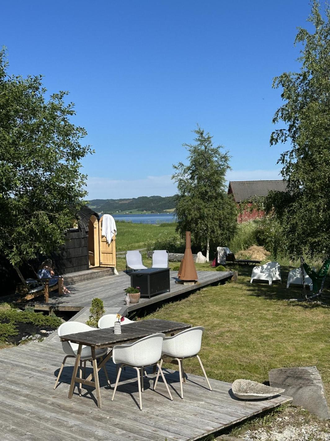 Saga, Et Unikt, Sjarmerende Badehotell Med Fa Rom, Sauna Og Badebrygge - Inderoy Straumen  Екстер'єр фото