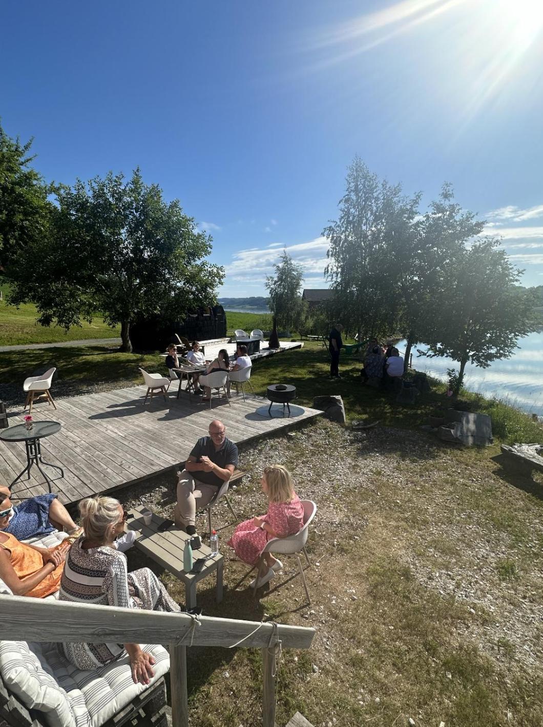 Saga, Et Unikt, Sjarmerende Badehotell Med Fa Rom, Sauna Og Badebrygge - Inderoy Straumen  Екстер'єр фото